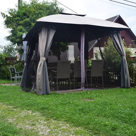 Domcek Anna 度假居