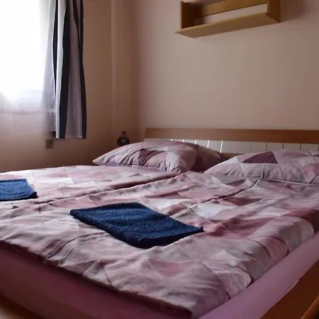 Domcek Anna Nyaraló Imrikfalva