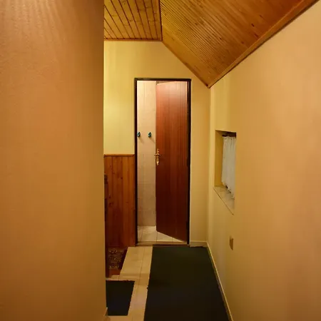 度假居 Domcek Anna *